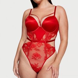 Victoria’s Secret Very Sexy Red Bombshell Fishnet Floral Teddy Size S NWT
